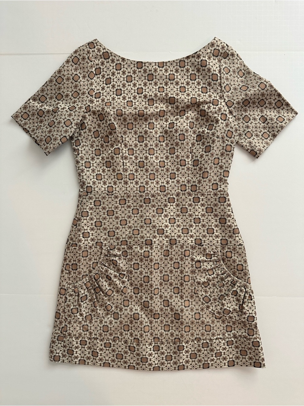 Christopher Kane Beige & Brown Geometric Short-Sleeve Fitted Dress Size 2
